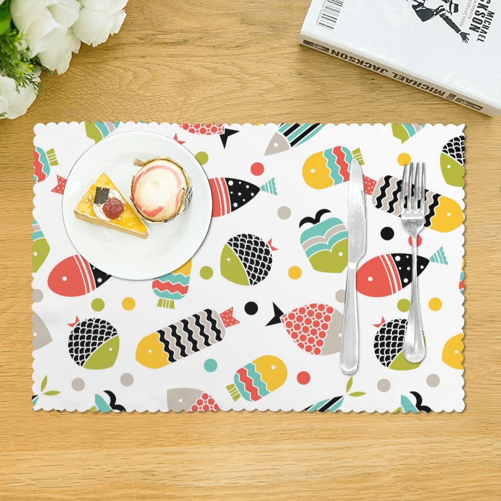 Amazon｜ランチョンマット 4枚セット さかな 魚柄 手描き まだら